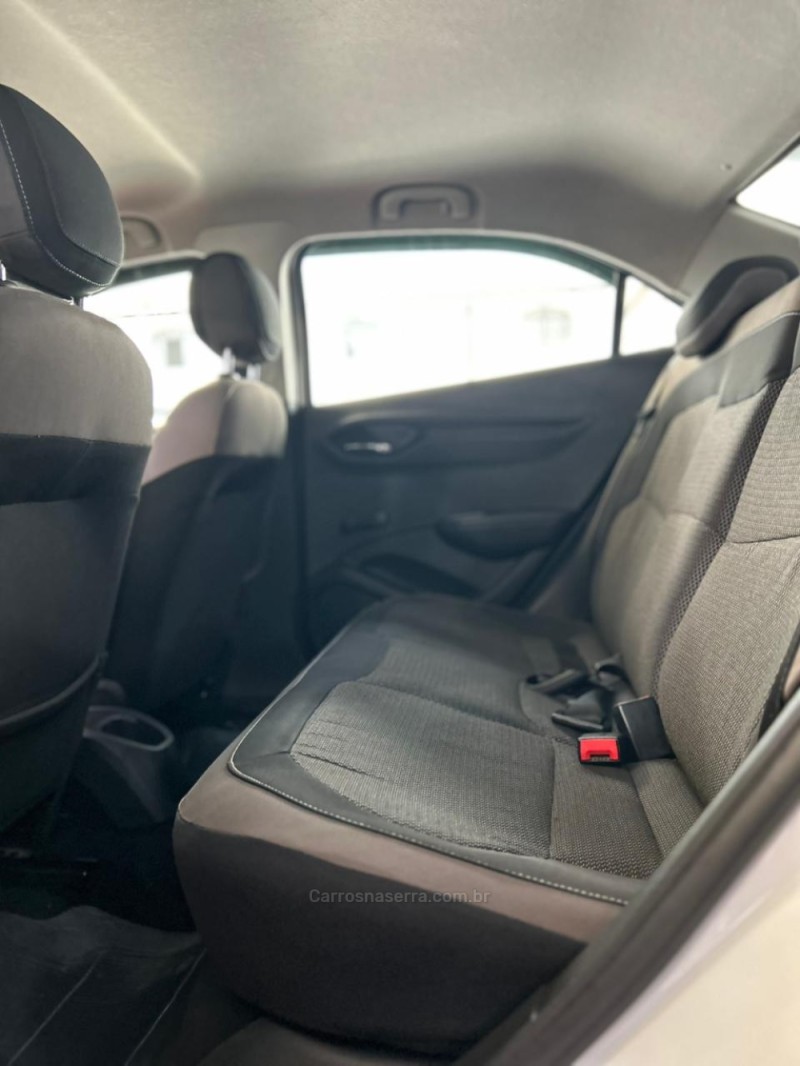 PRISMA 1.0 MPFI LT 8V FLEX 4P MANUAL - 2015 - PASSO FUNDO