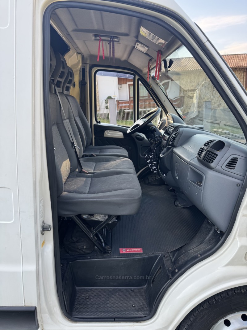 DUCATO 2.3 MAXICARGO 12 16V TURBO DIESEL 4P MANUAL - 2015 - NOVA ARAçá