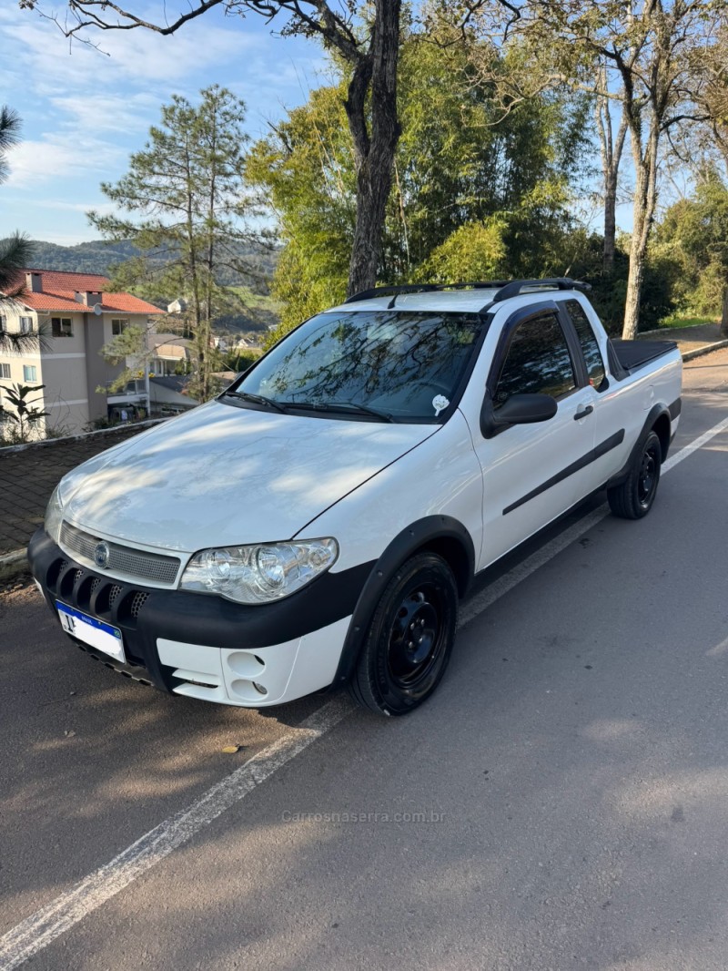 strada 1.8 mpi trekking ce 8v flex 2p manual 2006 nova araca