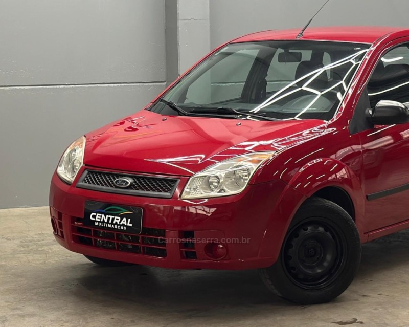 FIESTA 1.0 MPI 8V GASOLINA 4P MANUAL - 2008 - VACARIA