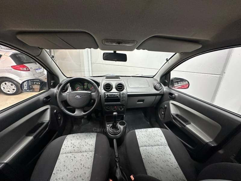 FIESTA 1.0 MPI 8V GASOLINA 4P MANUAL - 2008 - VACARIA