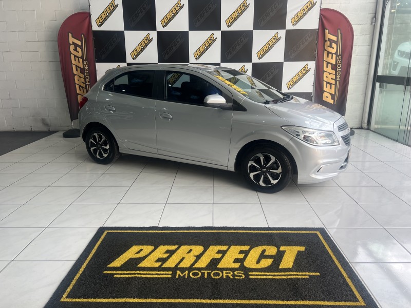 ONIX 1.0 JOY 8V FLEX 4P MANUAL - 2017 - PORTãO