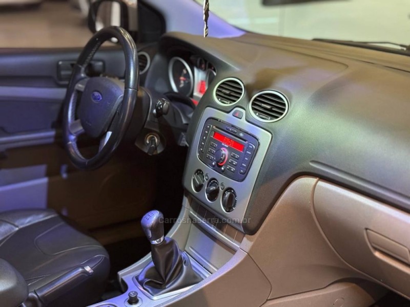 FOCUS 1.6 GLX 8V GASOLINA 4P MANUAL - 2013 - ESTâNCIA VELHA