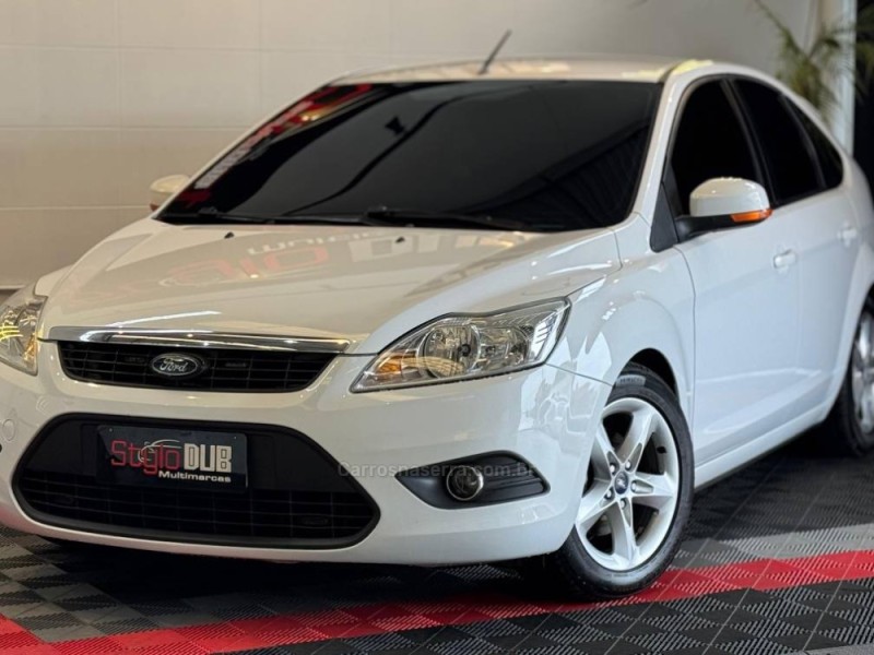 FOCUS 1.6 GLX 8V GASOLINA 4P MANUAL - 2013 - ESTâNCIA VELHA