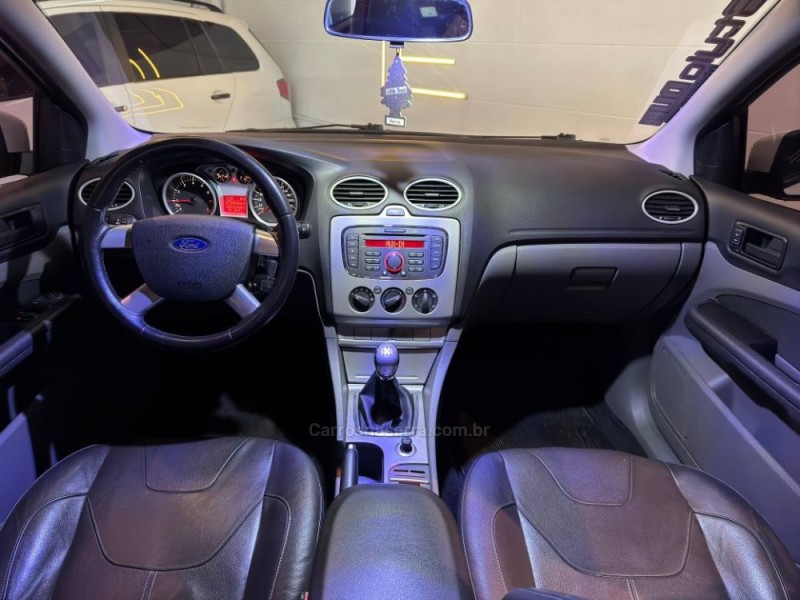 FOCUS 1.6 GLX 8V GASOLINA 4P MANUAL - 2013 - ESTâNCIA VELHA
