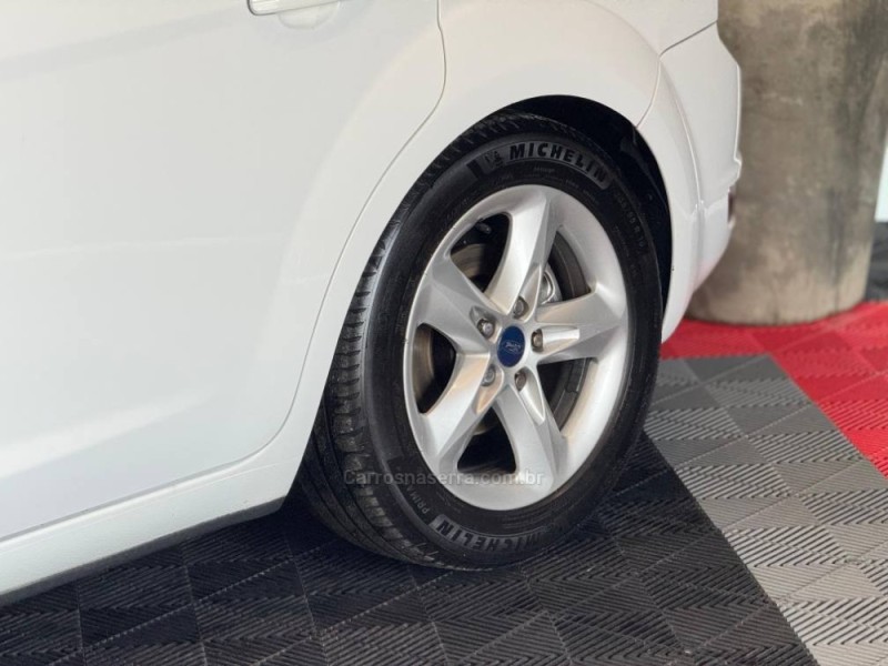 FOCUS 1.6 GLX 8V GASOLINA 4P MANUAL - 2013 - ESTâNCIA VELHA