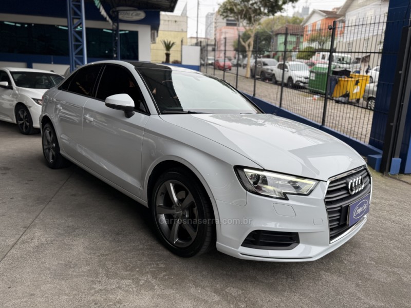 A3 1.4 TFSI SEDAN AMBIENTE 16V FLEX 4P TIPTRONIC - 2018 - CAXIAS DO SUL
