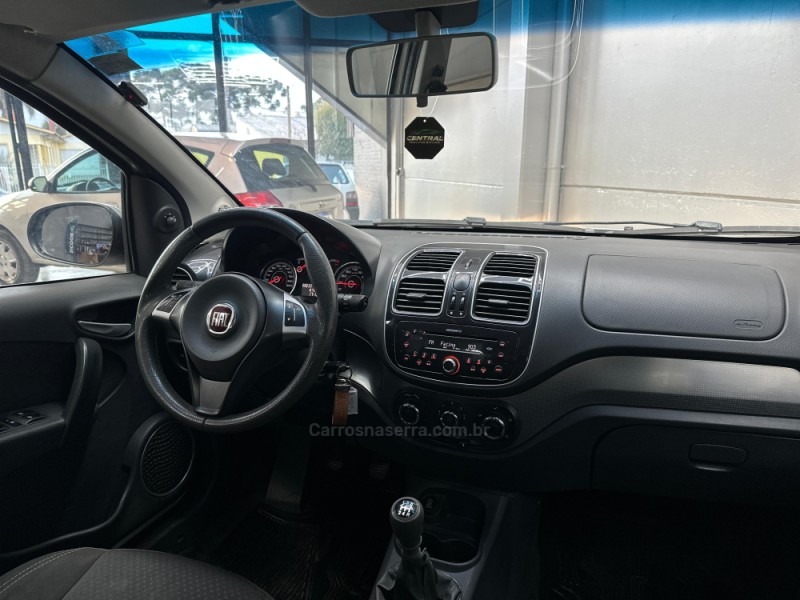 GRAND SIENA 1.4 MPI ATTRACTIVE 8V FLEX 4P MANUAL - 2016 - VACARIA