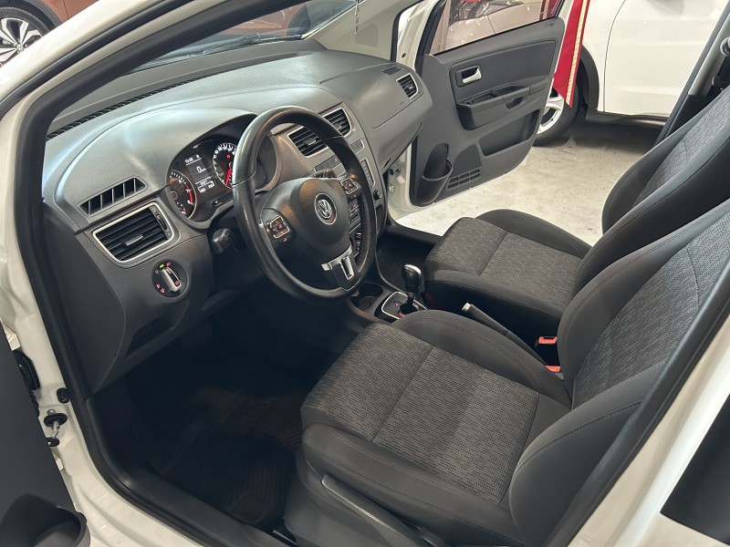 FOX 1.6 MI 8V FLEX 4P AUTOMATIZADO - 2014 - CAXIAS DO SUL