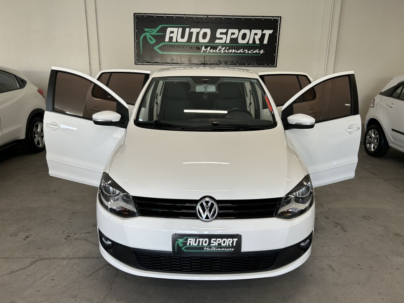 FOX 1.6 MI 8V FLEX 4P AUTOMATIZADO - 2014 - CAXIAS DO SUL