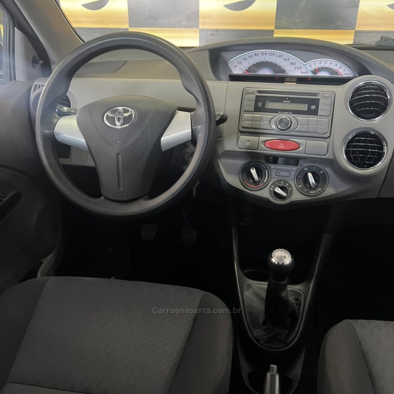 ETIOS 1.5 XLS 16V FLEX 4P MANUAL - 2013 - PORTãO