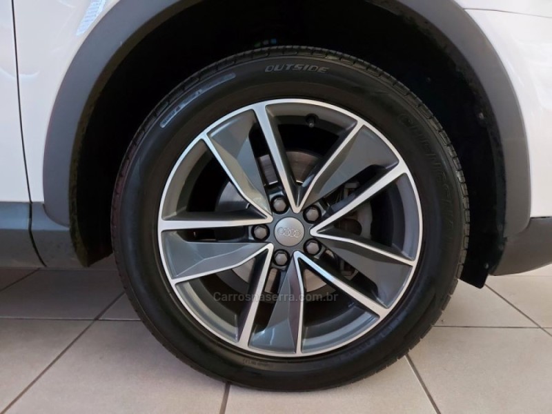 Q3 1.4 TFSI AMBITION GASOLINA 4P AUTOMÁTICA - 2017 - NOVO HAMBURGO