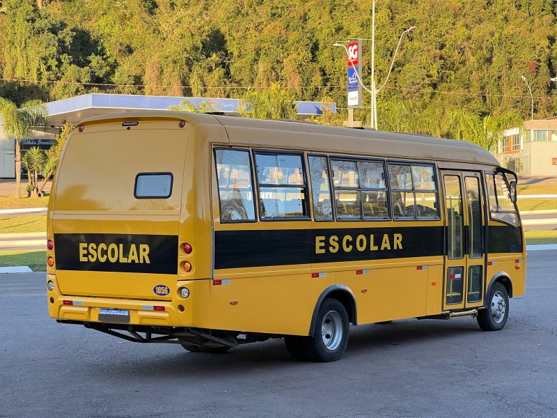 VOLARE ESCOLAR V8L LONGO - 2015 - BENTO GONçALVES