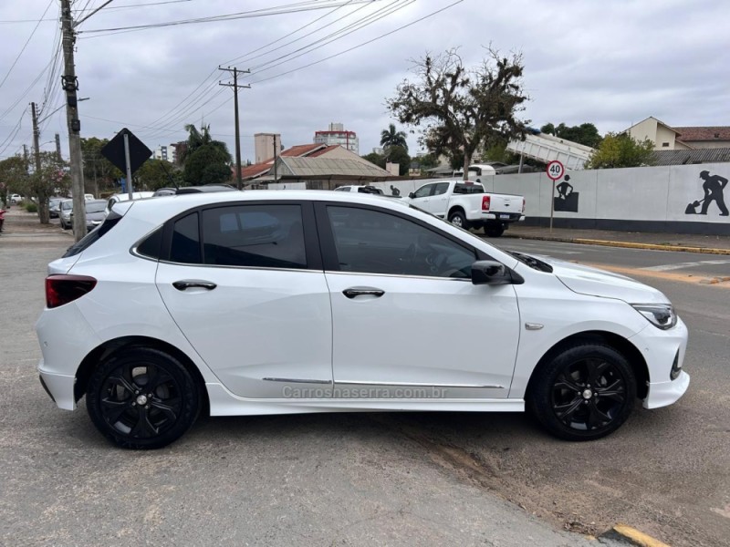 ONIX 1.0	PREMIER PLUS 12V TURBO FLEX 4P AUTOMÁTICO - 2020 - VENâNCIO AIRES