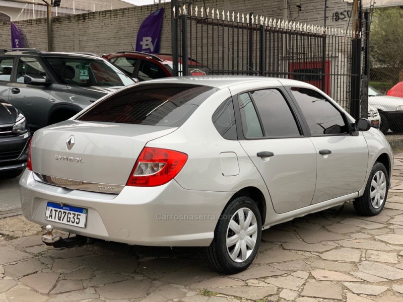 SYMBOL 1.6 EXPRESSION 16V FLEX 4P MANUAL - 2011 - CAXIAS DO SUL