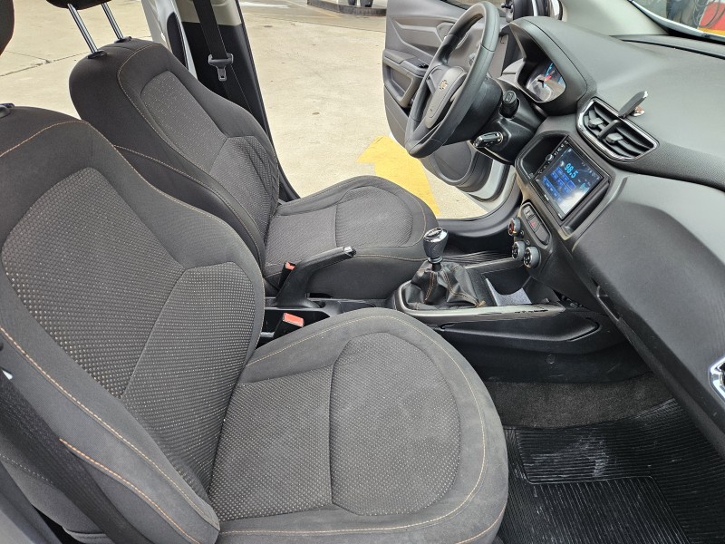 ONIX 1.4 MPFI LT 8V FLEX 4P MANUAL - 2013 - CAXIAS DO SUL