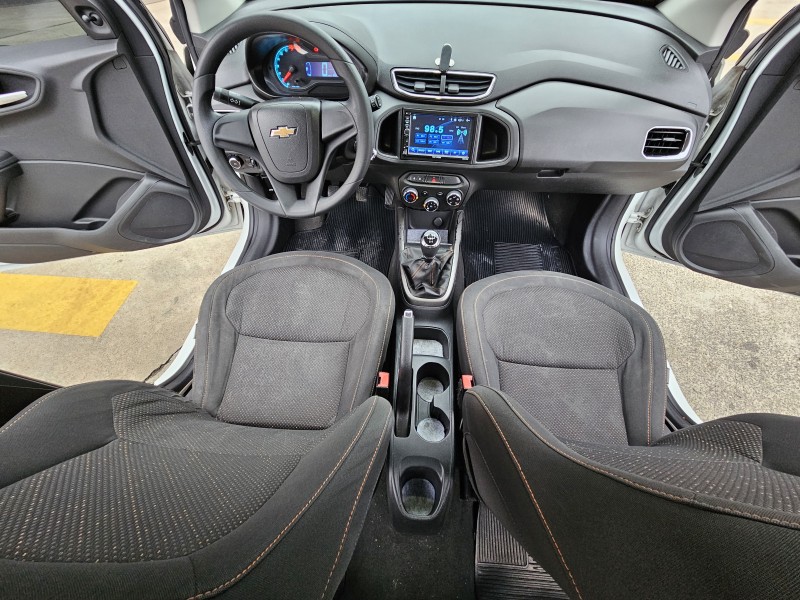 ONIX 1.4 MPFI LT 8V FLEX 4P MANUAL - 2013 - CAXIAS DO SUL