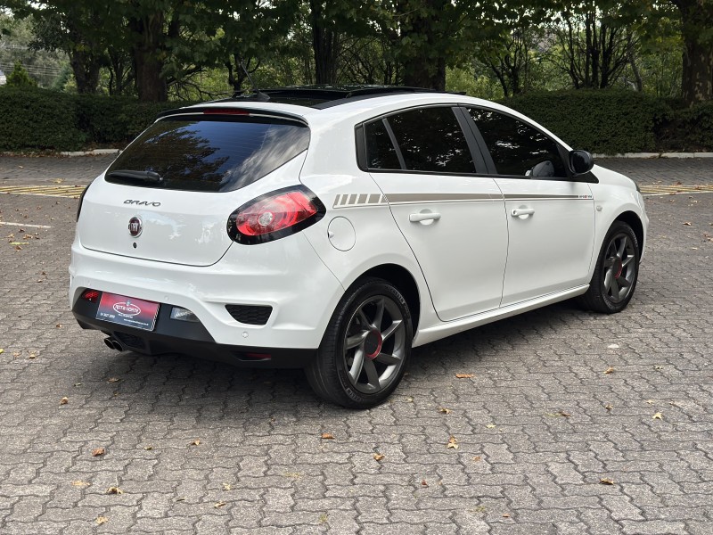 BRAVO 1.8 SPORTING 16V FLEX 4P MANUAL - 2016 - CAXIAS DO SUL