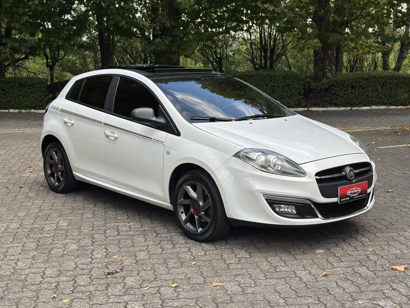 BRAVO 1.8 SPORTING 16V FLEX 4P MANUAL - 2016 - CAXIAS DO SUL