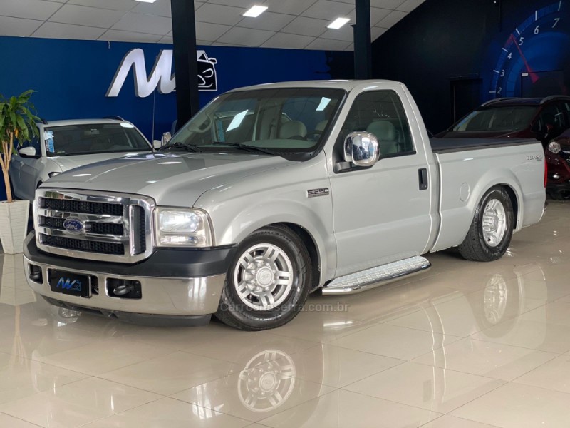 F-250 3.9 XLT 4X2 CS DIESEL 2P MANUAL