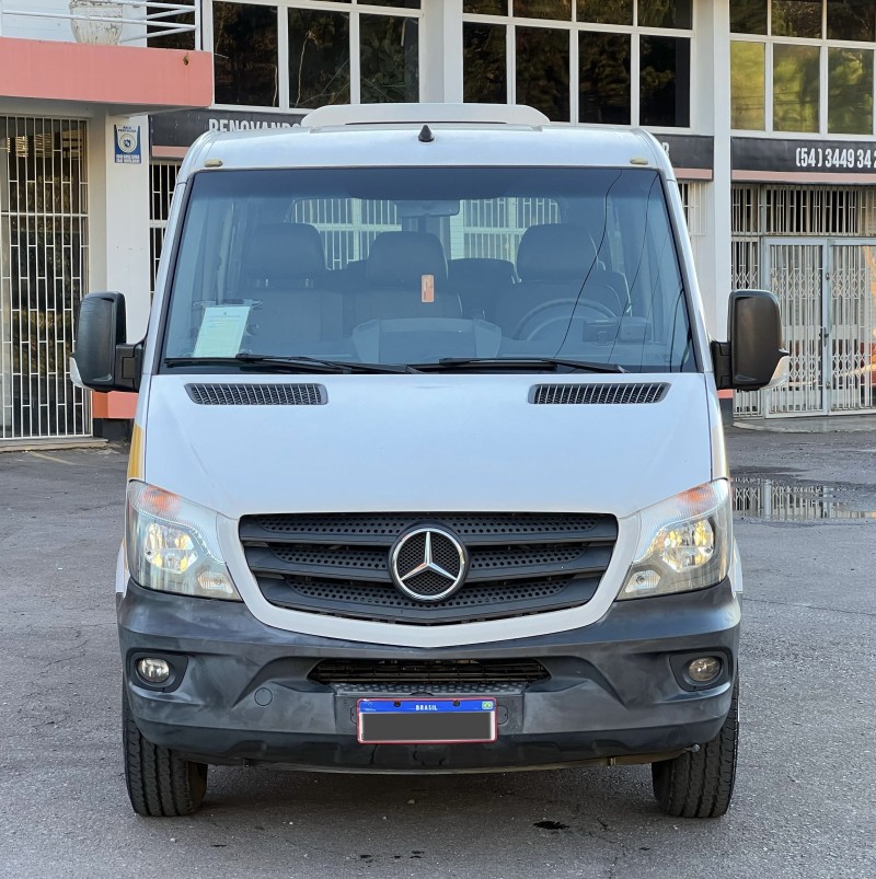SPRINTER 2.2 415 CDI VAN 16 LUGARES TETO BAIXO 16V BI-TURBO DIESEL MANUAL - 2019 - BENTO GONçALVES
