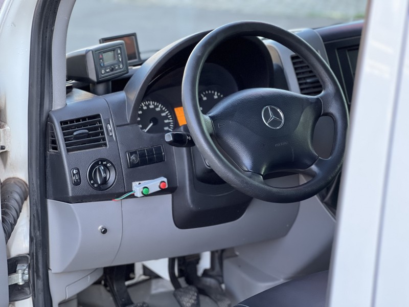 SPRINTER 2.2 415 CDI VAN 16 LUGARES TETO BAIXO 16V BI-TURBO DIESEL MANUAL - 2019 - BENTO GONçALVES