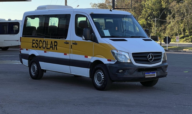 SPRINTER 2.2 415 CDI VAN 16 LUGARES TETO BAIXO 16V BI-TURBO DIESEL MANUAL - 2019 - BENTO GONçALVES
