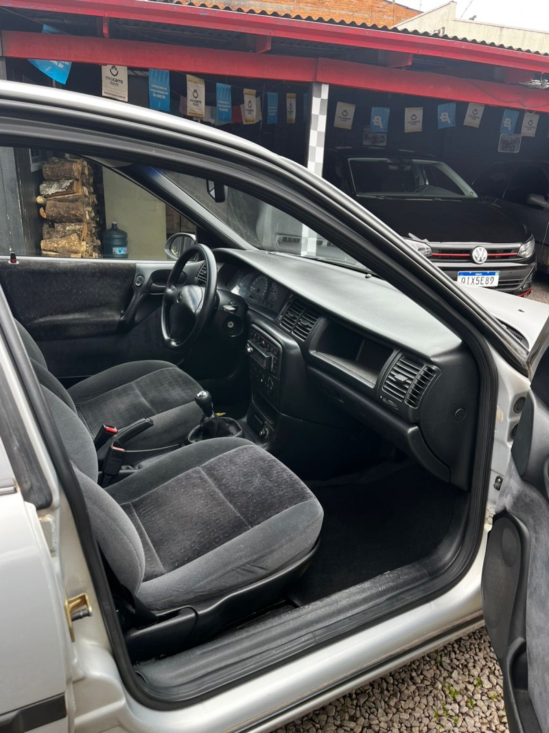 VECTRA 2.2 MPFI GLS 8V GASOLINA 4P MANUAL - 1999 - CAXIAS DO SUL