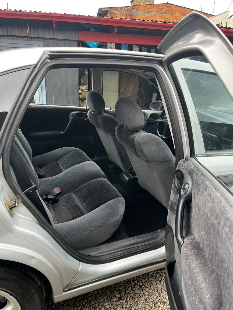 VECTRA 2.2 MPFI GLS 8V GASOLINA 4P MANUAL - 1999 - CAXIAS DO SUL