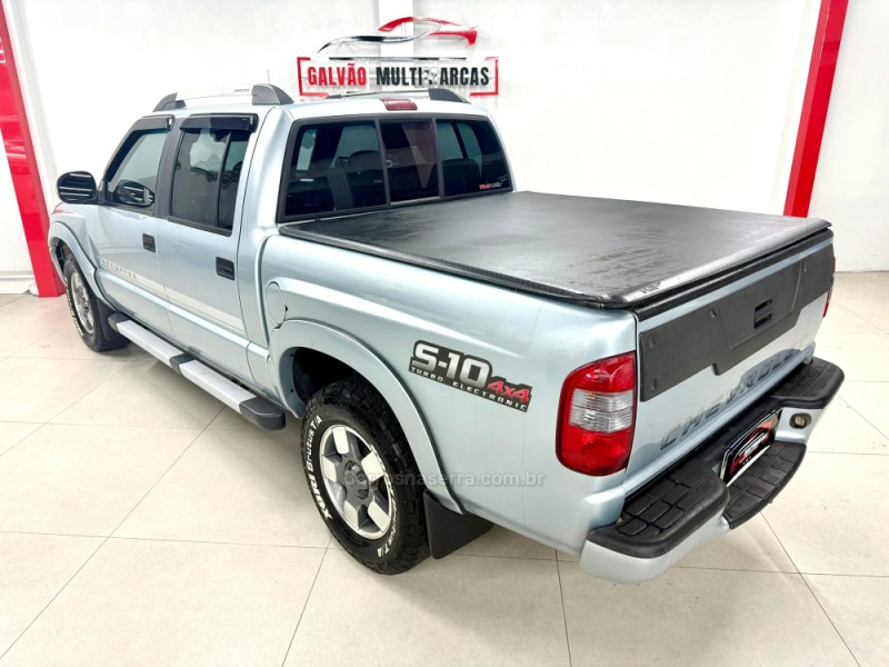 S10 2.8 EXECUTIVE 4X4 CD 12V TURBO INTERCOOLER DIESEL 4P MANUAL - 2011 - CAXIAS DO SUL