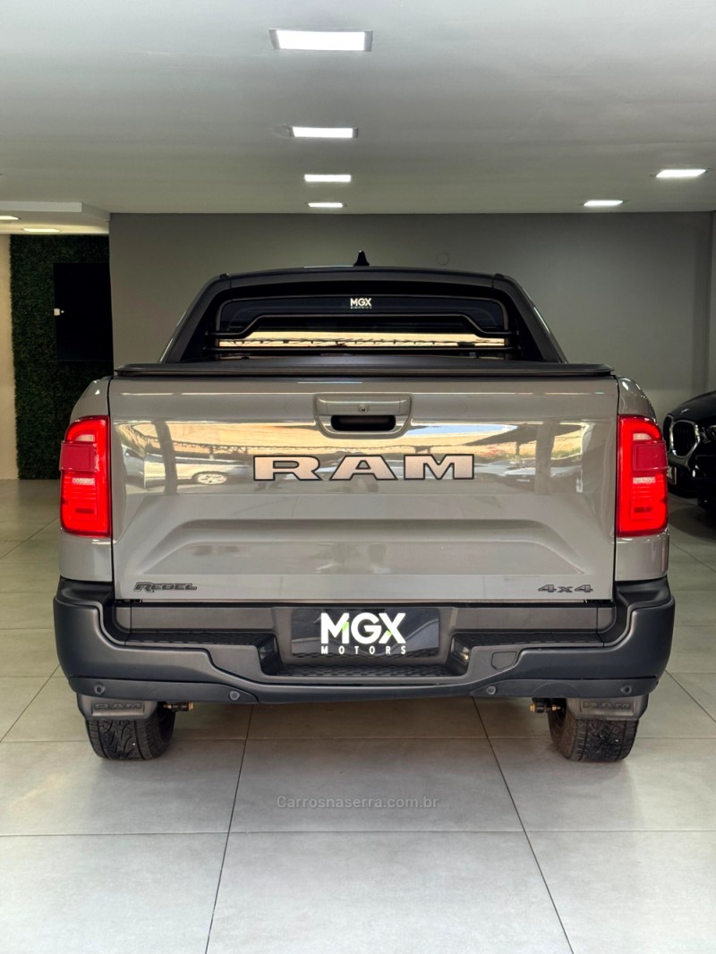 RAMPAGE 2.0 REBEL 4X4 TURBO DIESEL 4P AUTOMÁTICO - 2024 - PORTO ALEGRE