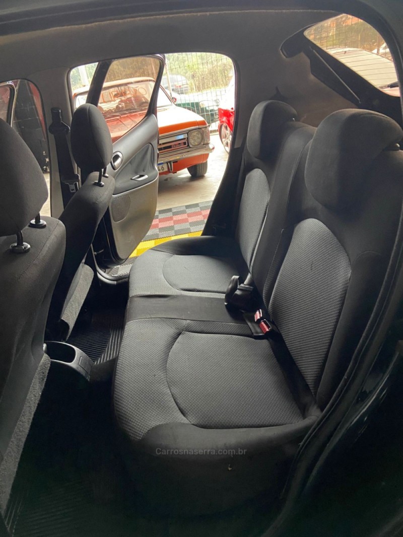 207 1.4 XR SPORT 8V FLEX 4P MANUAL - 2012 - CAXIAS DO SUL