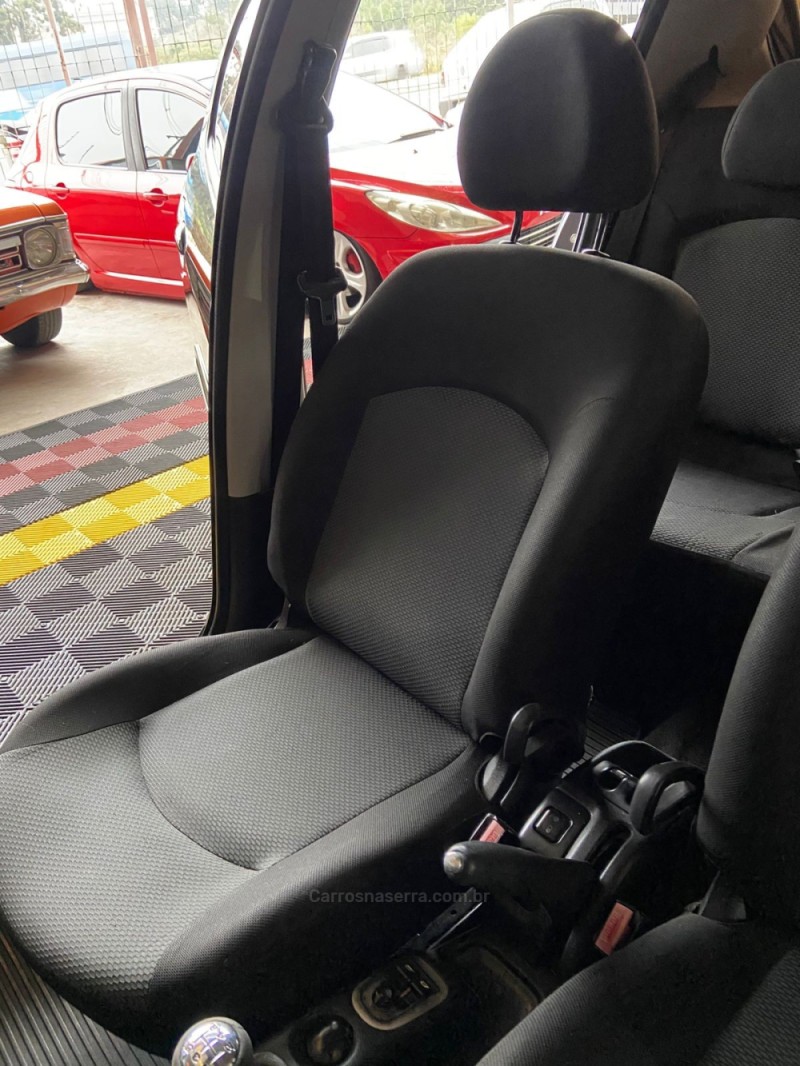 207 1.4 XR SPORT 8V FLEX 4P MANUAL - 2012 - CAXIAS DO SUL