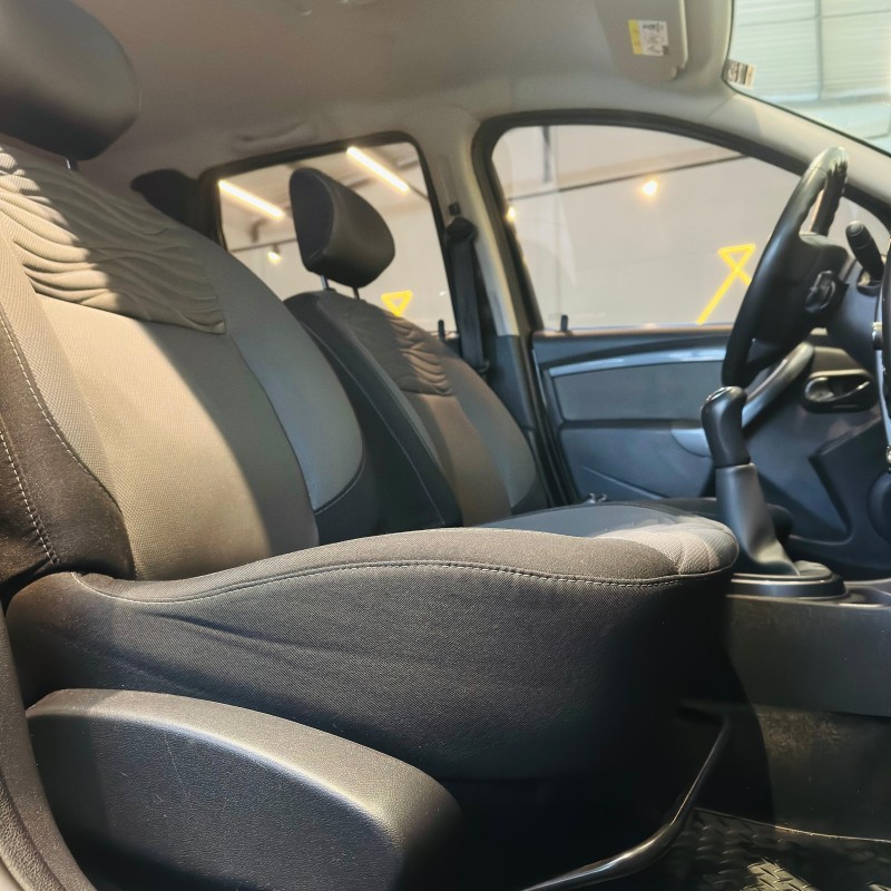 DUSTER 1.6 DYNAMIQUE 4X2 16V FLEX 4P MANUAL - 2013 - CAXIAS DO SUL