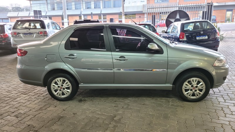 SIENA 1.4 MPI EL 8V FLEX 4P MANUAL - 2015 - GARIBALDI