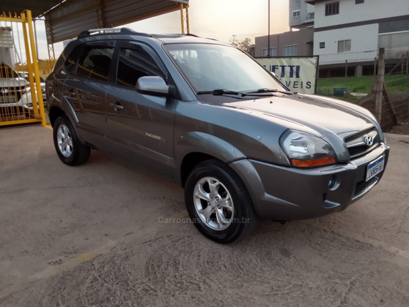 TUCSON 2.0 MPFI GLS 16V 143CV 2WD FLEX 4P AUTOMÁTICO