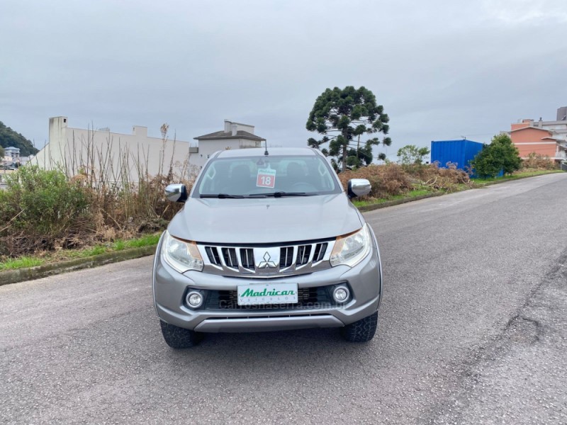 L200 TRITON 2.4 16V TURBO DIESEL SPORT HPE CD 4P 4X4 AUTOMÁTICO - 2018 - FLORES DA CUNHA