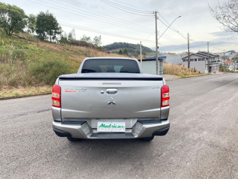 L200 TRITON 2.4 16V TURBO DIESEL SPORT HPE CD 4P 4X4 AUTOMÁTICO - 2018 - FLORES DA CUNHA