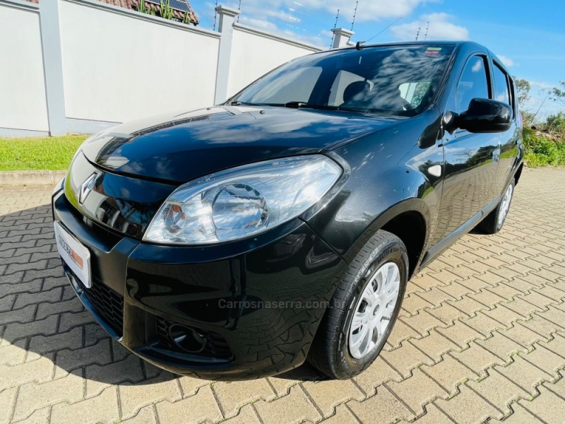 SANDERO 1.0 EXPRESSION 16V FLEX 4P MANUAL - 2012 - CAMPO BOM