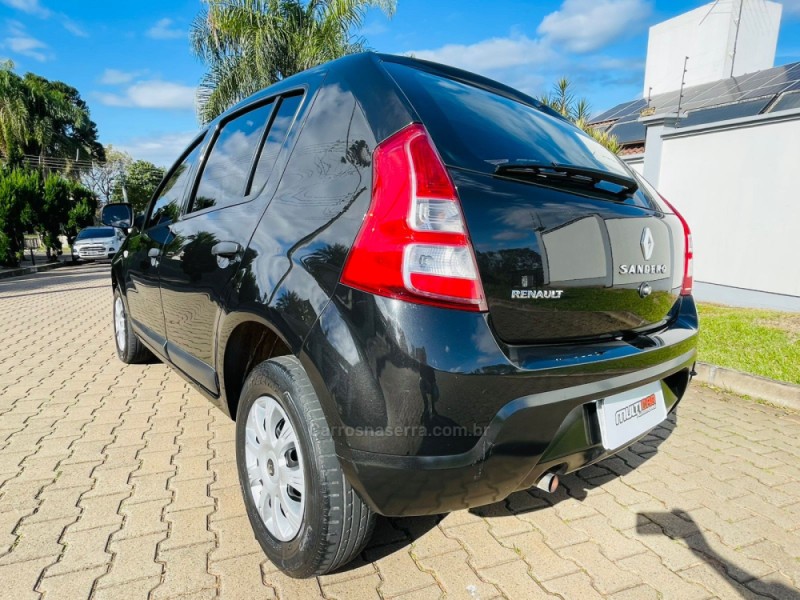 SANDERO 1.0 EXPRESSION 16V FLEX 4P MANUAL - 2012 - CAMPO BOM