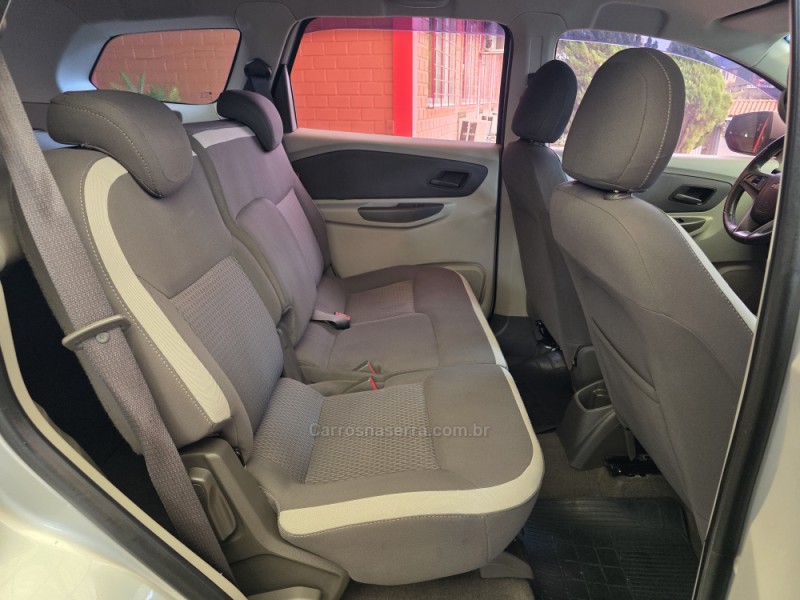 SPIN 1.8 LT 8V FLEX 4P AUTOMÁTICO - 2015 - SAPIRANGA