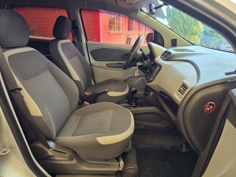 SPIN 1.8 LT 8V FLEX 4P AUTOMÁTICO - 2015 - SAPIRANGA