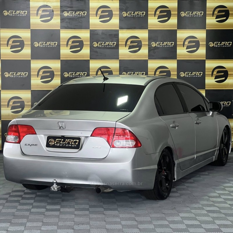 CIVIC 1.8 LXS 16V GASOLINA 4P AUTOMÁTICO - 2008 - PORTãO