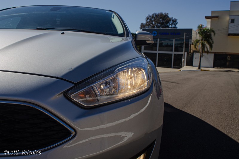 FOCUS 2.0 S SEDAN 16V FLEX 4P AUTOMÁTICO - 2018 - FARROUPILHA