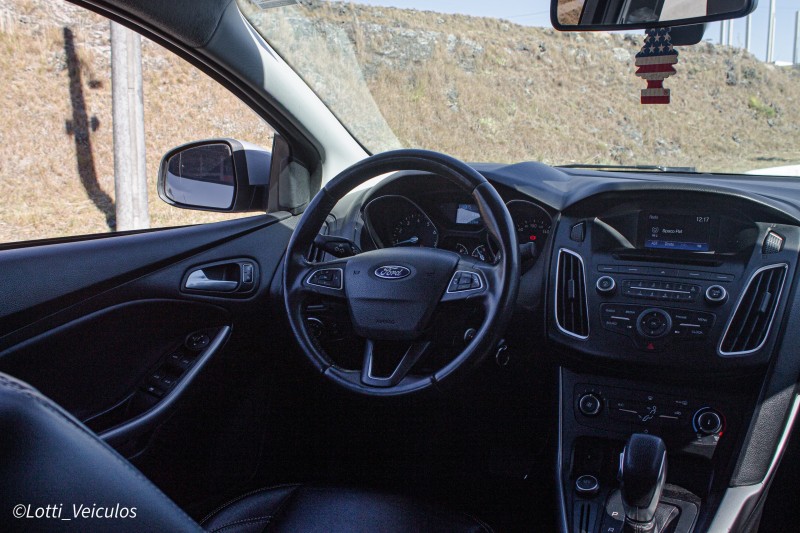 FOCUS 2.0 S SEDAN 16V FLEX 4P AUTOMÁTICO - 2018 - FARROUPILHA