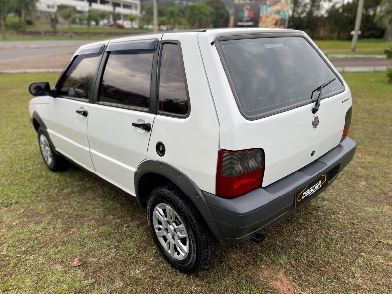 UNO 1.0 MPI MILLE WAY ECONOMY 8V FLEX 4P MANUAL - 2013 - BOM PRINCíPIO