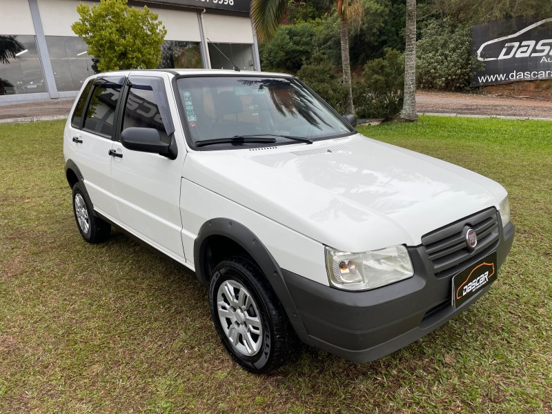 UNO 1.0 MPI MILLE WAY ECONOMY 8V FLEX 4P MANUAL - 2013 - BOM PRINCíPIO