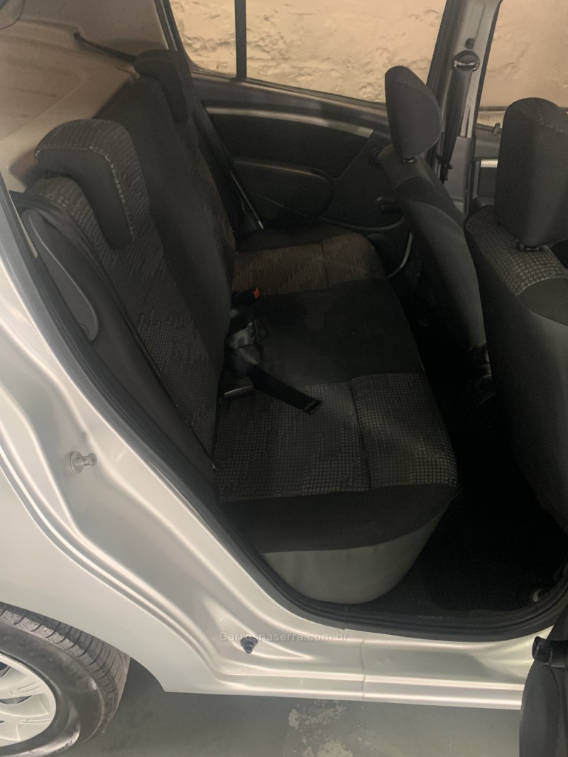 SANDERO 1.0 AUTHENTIQUE 16V FLEX 4P MANUAL - 2010 - FARROUPILHA