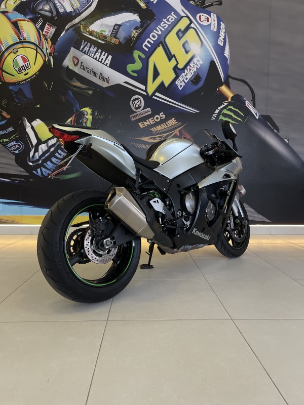 NINJA ZX-10R ABS - 2019 - PASSO FUNDO