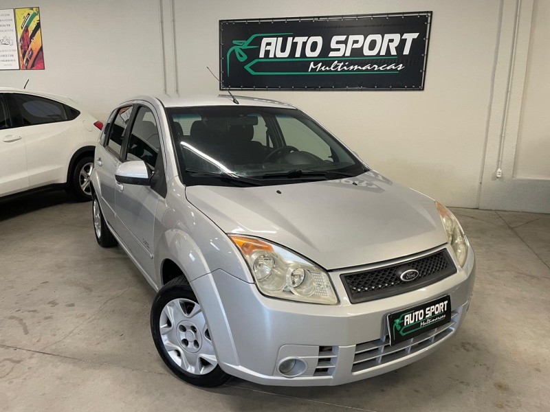 FIESTA 1.6 MPI CLASS HATCH 8V FLEX 4P MANUAL - 2010 - CAXIAS DO SUL